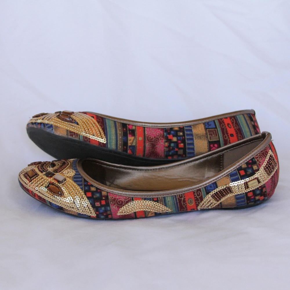 NWT Sarah Jayne Flats Size 9